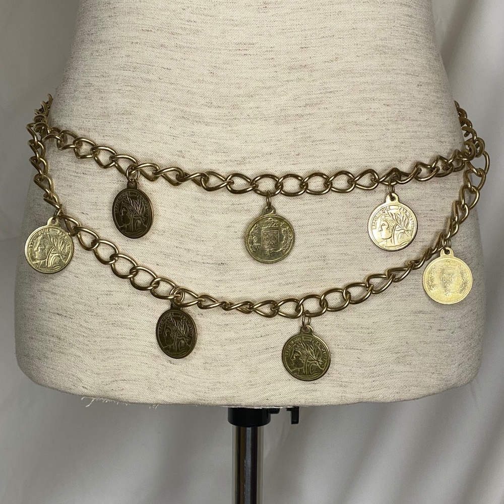 Vintage Layered Gold Tone Coin Chain Adjust Belt. Can wear as a necklace too